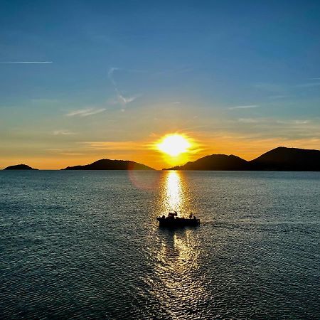 L'Angolo Dei Poeti Lerici Eksteriør billede